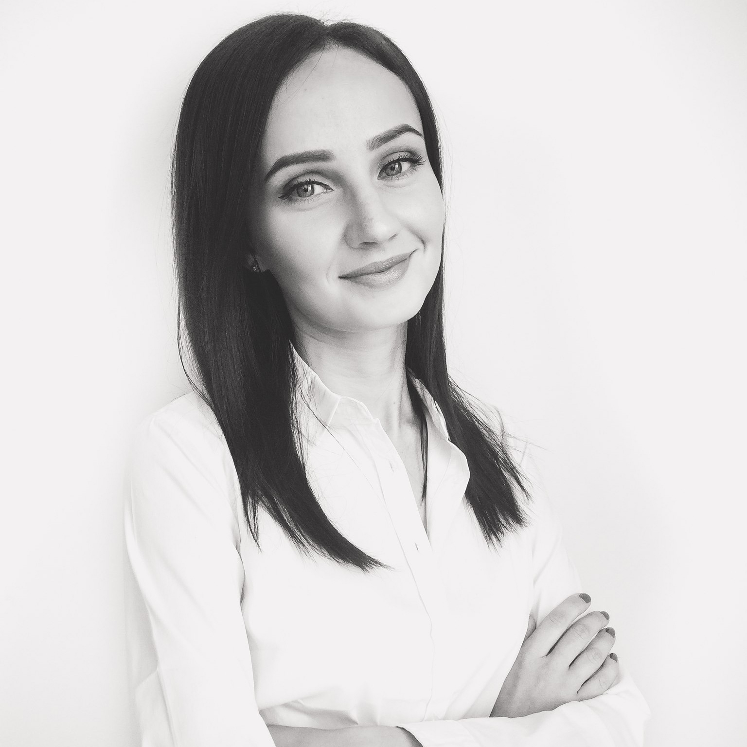 Стилист-визажист Елена Черноокая