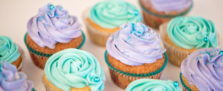 CUPCAKE QUEENS