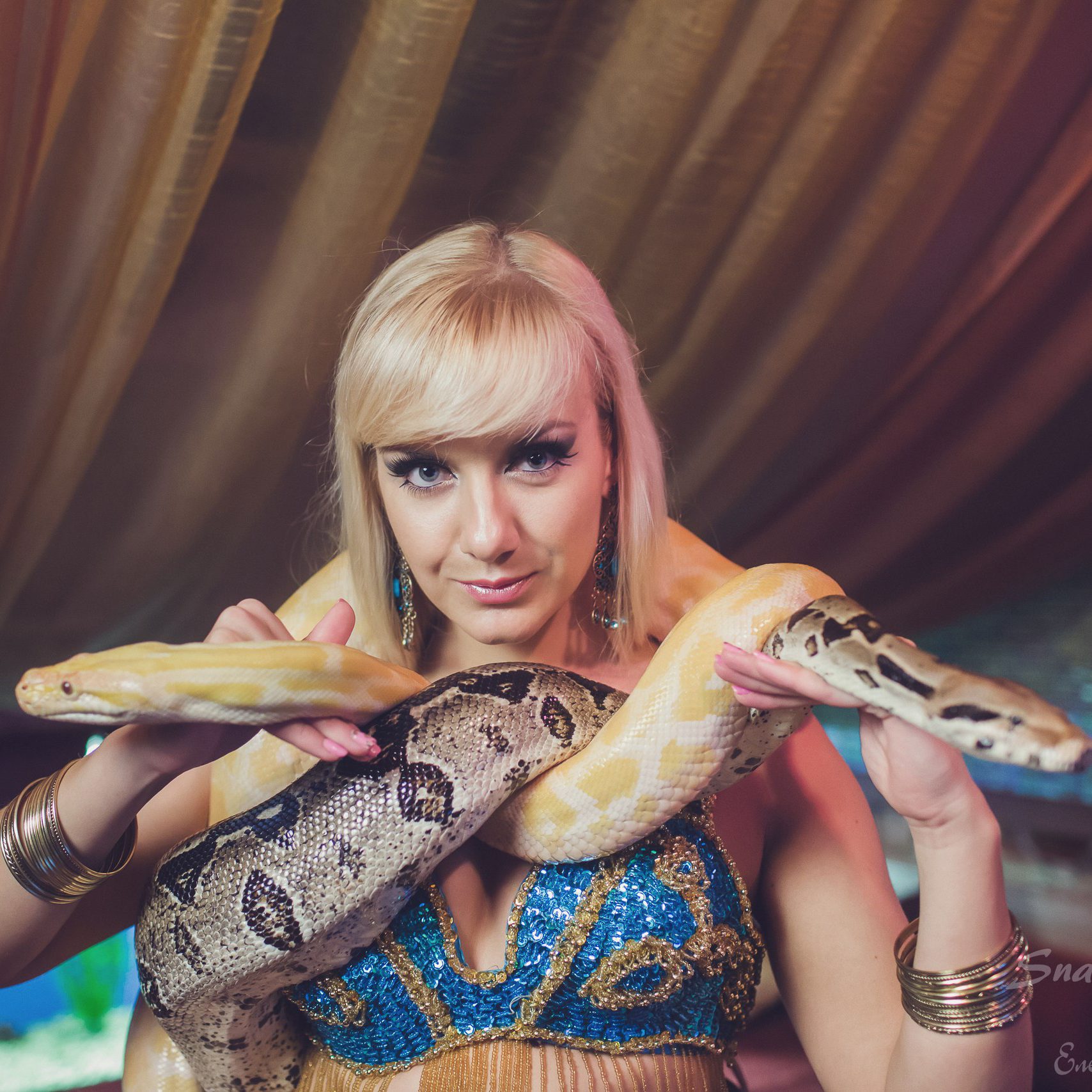 «Snake-Show» Елены Романцовой